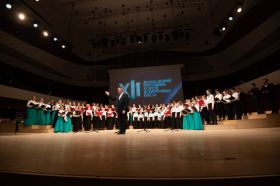 В большом концертном зале Зарядье прошёл ежегодный Московский фестиваль хоров воскресных школ