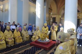 Митрополита Волоколамского Илариона поздравили с тридцатой годовщиной служения в священном сане
