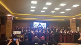 В зале торжеств армянской церкви Москвы выступил Синодальный хор