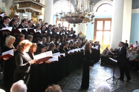 По городам Европы проходит гастрольный тур Московского синодального хора